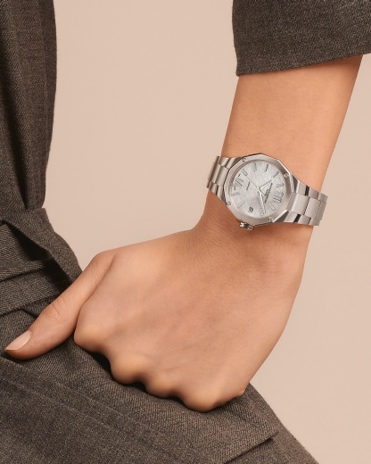 Riviera 10676 レディース ウォッチ | Baume & Mercier Close-Up