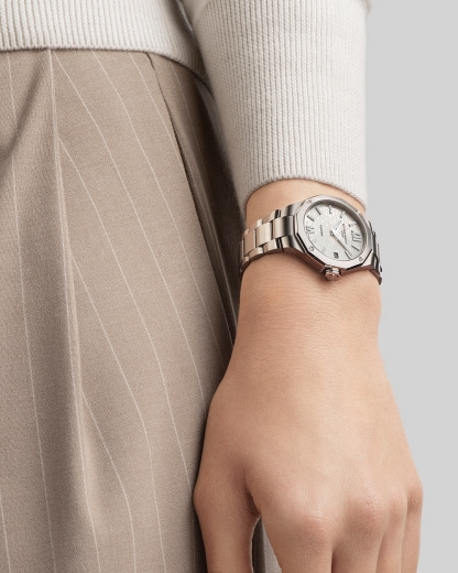 Riviera 10729 Reloj para mujer | Baume & Mercier Close-Up