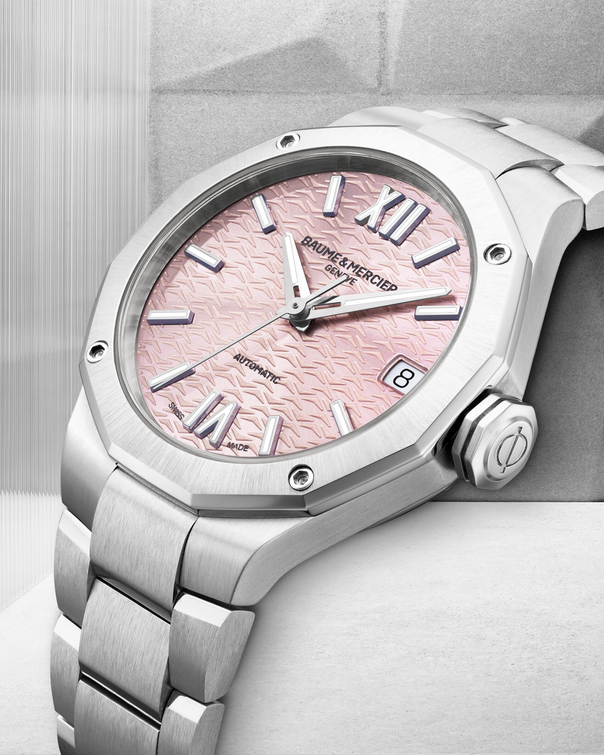 Riviera 10615